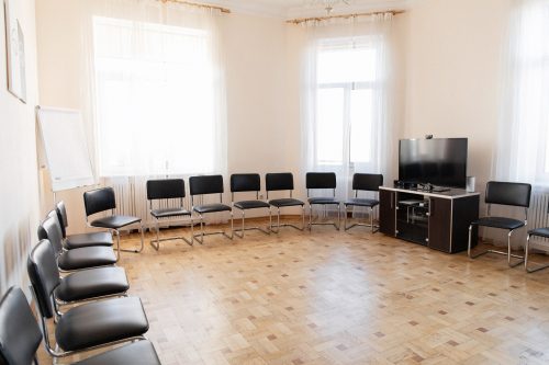 In-Person - 4 кабінети психолога в центрі Києва • 2024 • RoomRoom 8