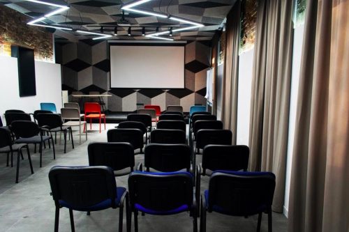 Gogol Hub - конференц простір з 2 залами у Дніпрі • 2024 • RoomRoom 9