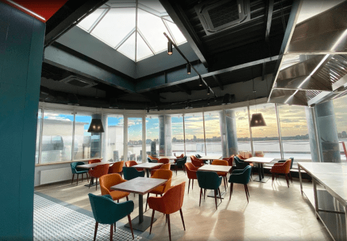 GastroLoft - відкрита тераса на 25 поверсі з професійною кухнею • 2024 • RoomRoom 2