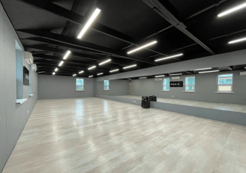 Dside - 7 танцювальних залів біля метро Либідська • 2024 • RoomRoom 1