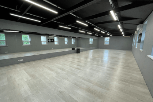 Dside - 7 танцювальних залів біля метро Либідська • 2024 • RoomRoom 4